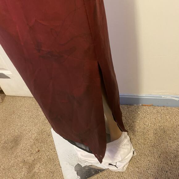 Ann Taylor 100% Silk Skirt Size 2 Burgundy Lined Floral Full Length Straight - Picture 10 of 10